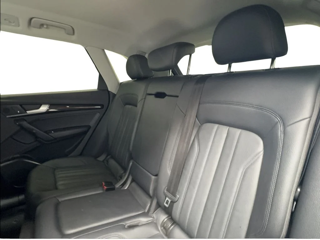Used 2018 Black Audi 2.0T image 24