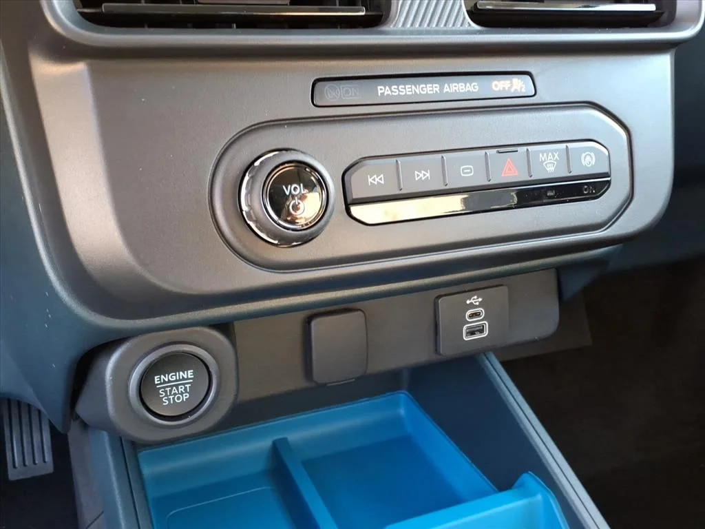 New 2025 Gray Ford XLT image 19