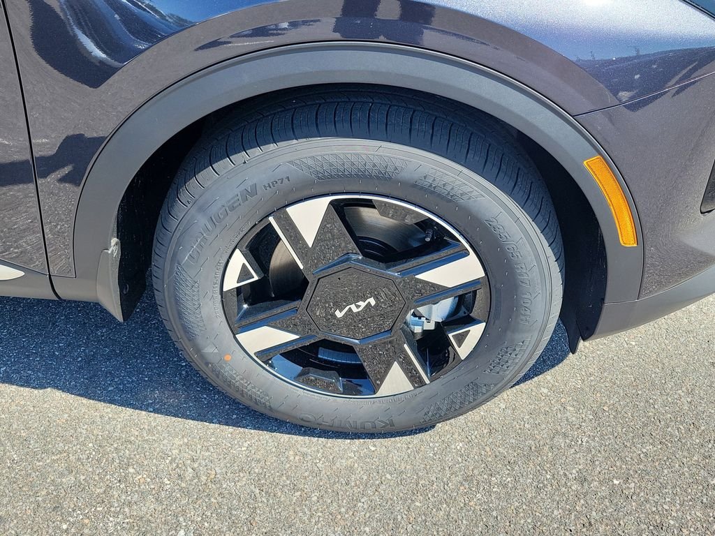 New 2026 Gray Kia LX image 40
