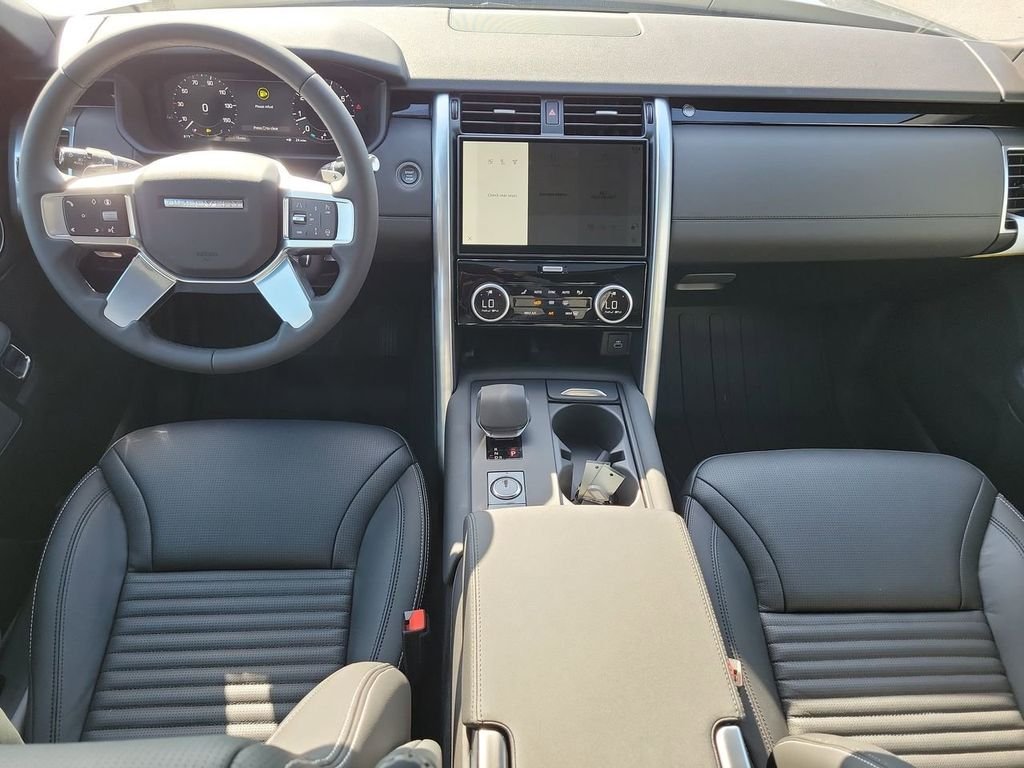 2025 Land Rover Discovery S - Photo 18