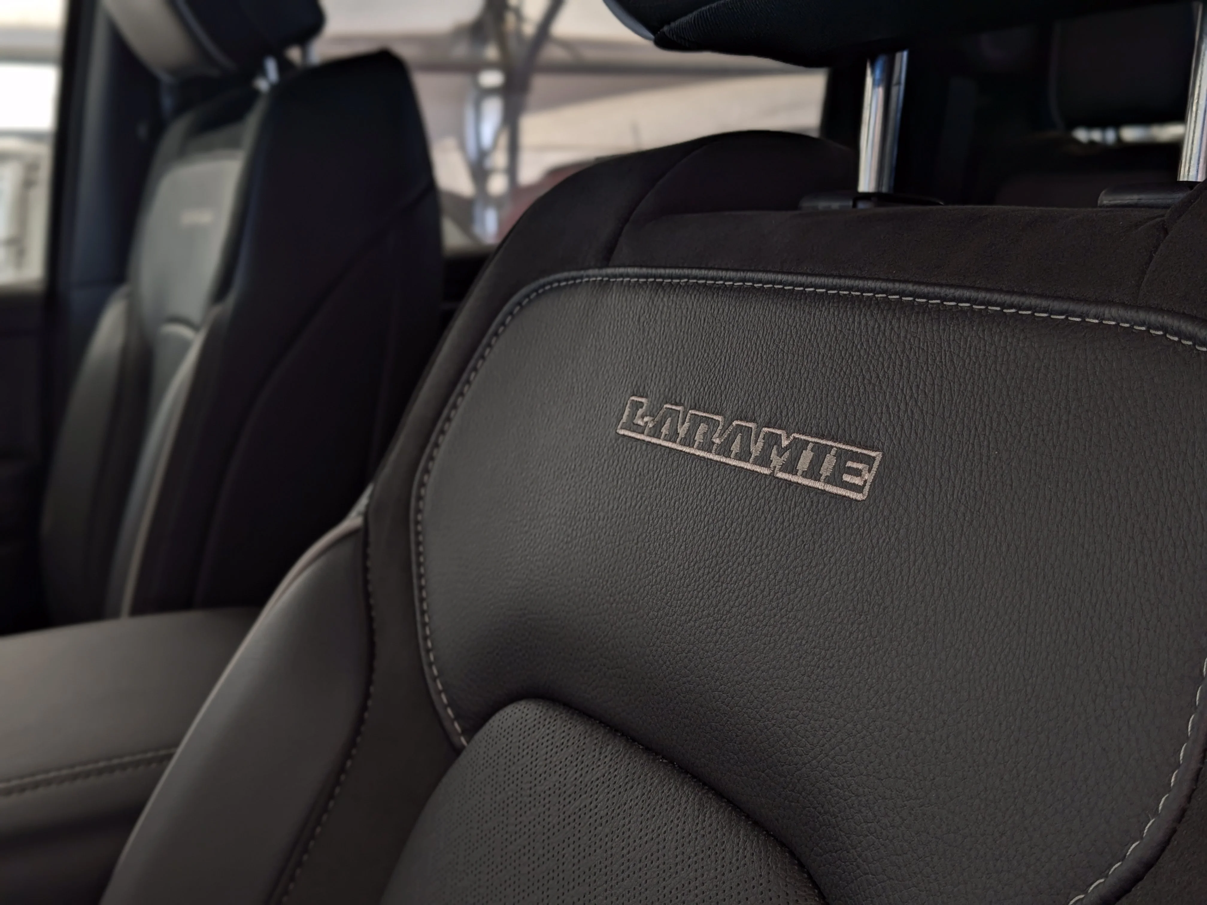 New 2026 Black RAM Laramie - - Twin Turbo - 22 Black Wheels - 14.4 Screen - Harman/Kardon - Pano Sunroof & More! image 17