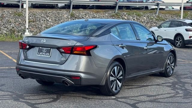 Used 2022 Gun Metallic Nissan 2.5 SL image 6