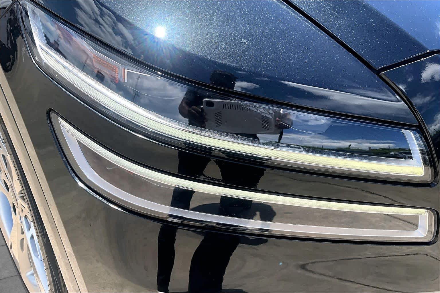 Used 2021 Vik Black Genesis  image 28