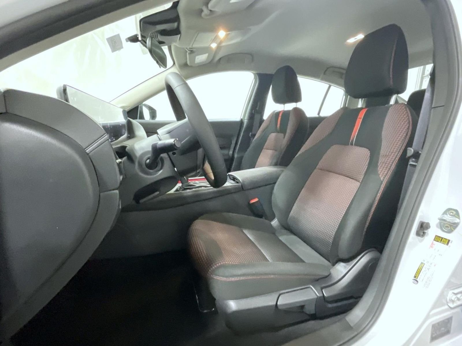 New 2026 White Nissan SR image 11