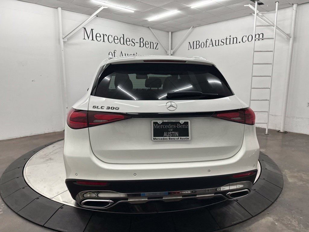 New 2027 Polar White Mercedes-Benz GLC 300 image 36