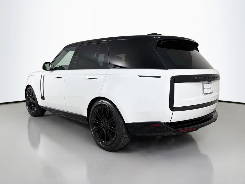 New 2026 Fuji White Land Rover SE image 7
