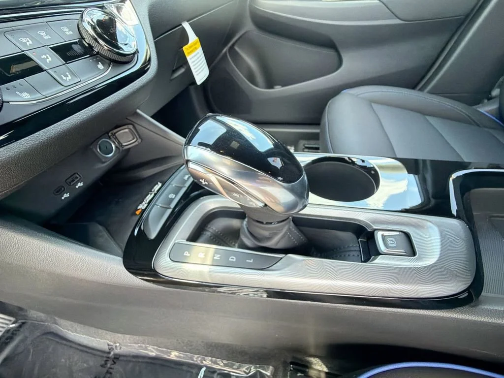 2026 Buick Envista Sport Touring - Photo 24
