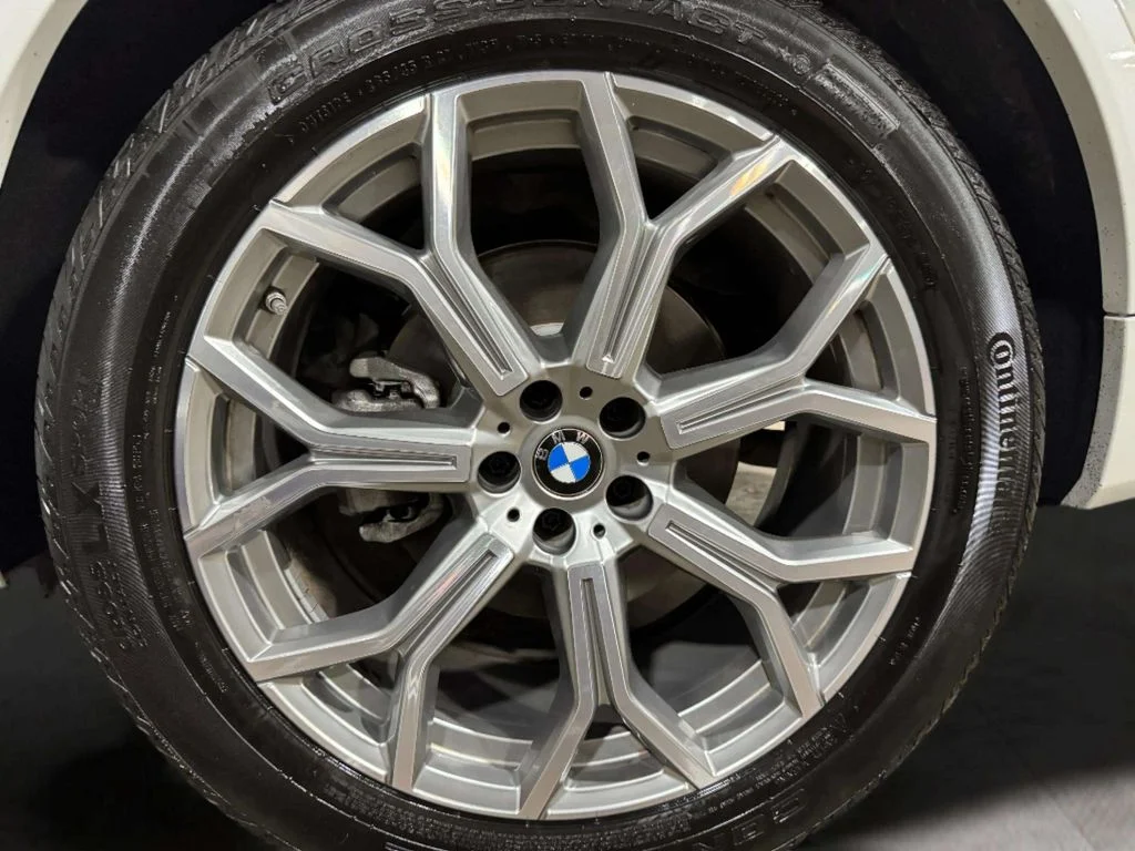 Used 2026 Alpine White BMW xDrive40i image 34