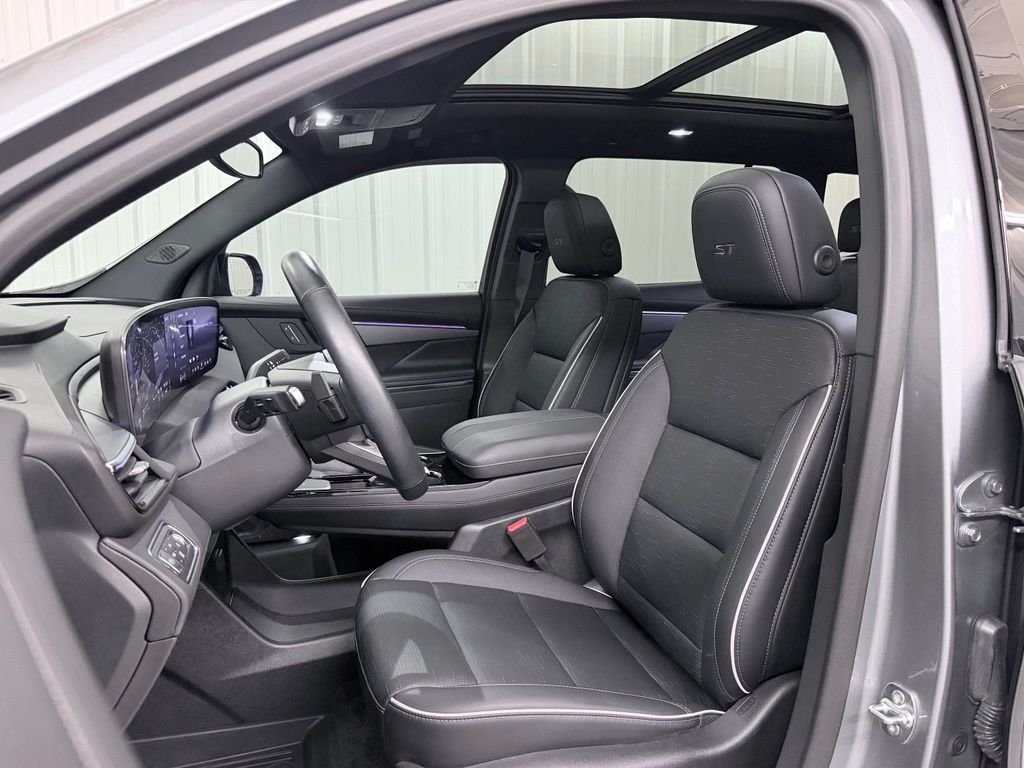 Used 2025 Gray Buick Sport Touring image 13