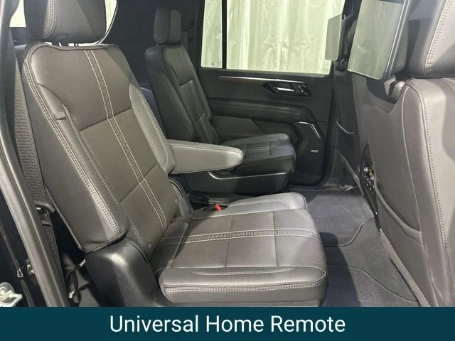 Used 2025 Black Chevrolet High Country image 16