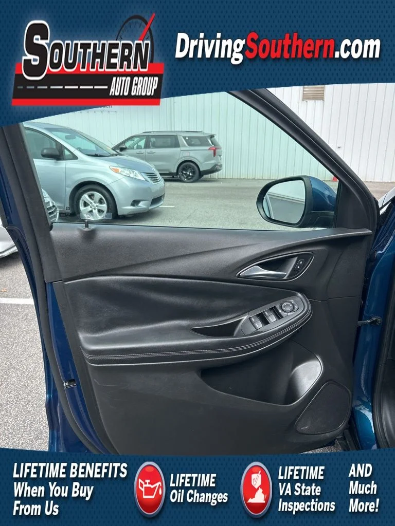 2021 Buick Encore GX Preferred's photo