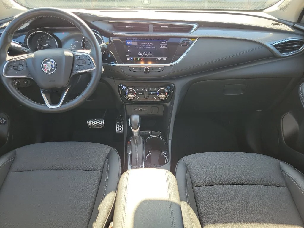 Used 2023 Red Buick Select image 14