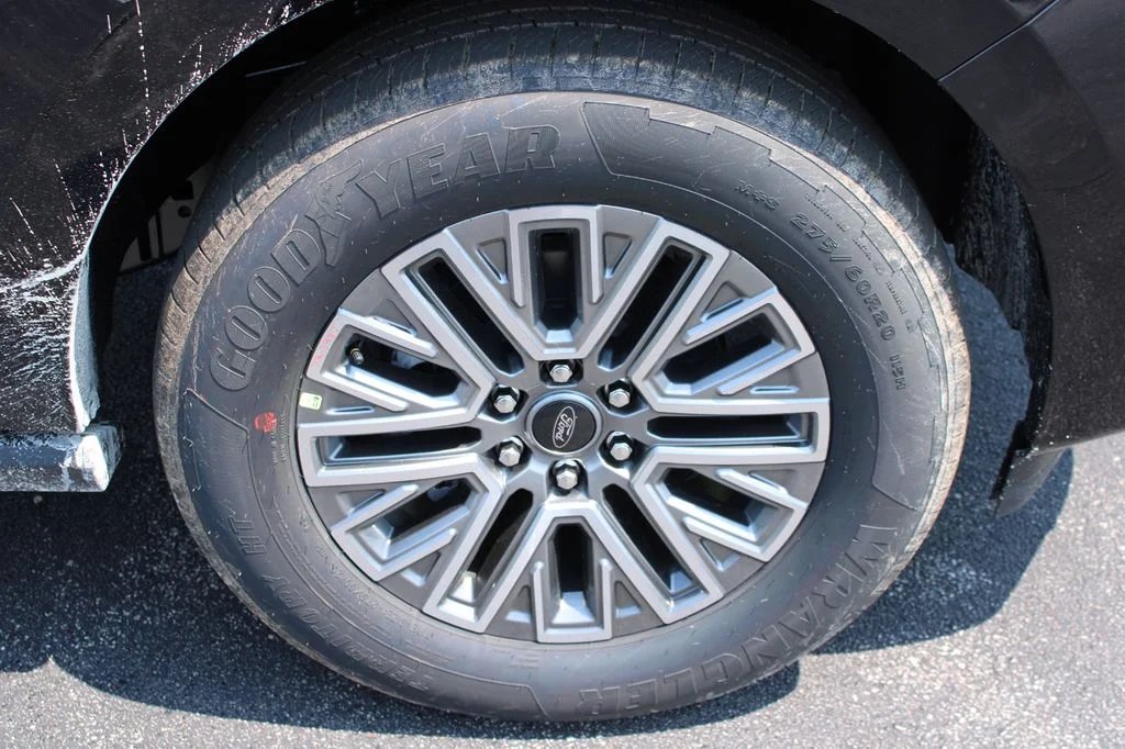 New 2027 Agate Black Metallic Ford MAX Platinum image 23