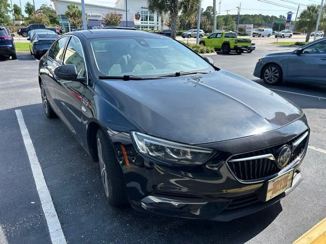 Used 2018 Black Buick Essence image 11