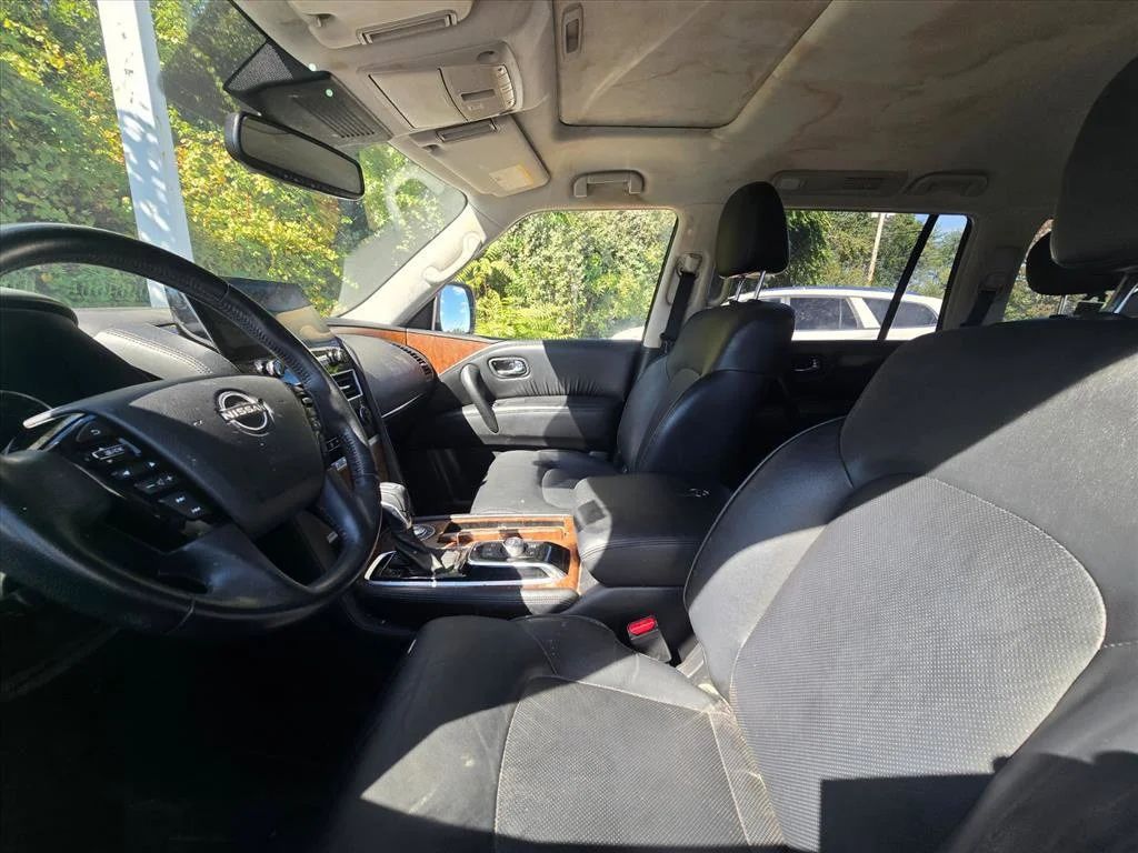 Used 2023 Gray Nissan SL image 4