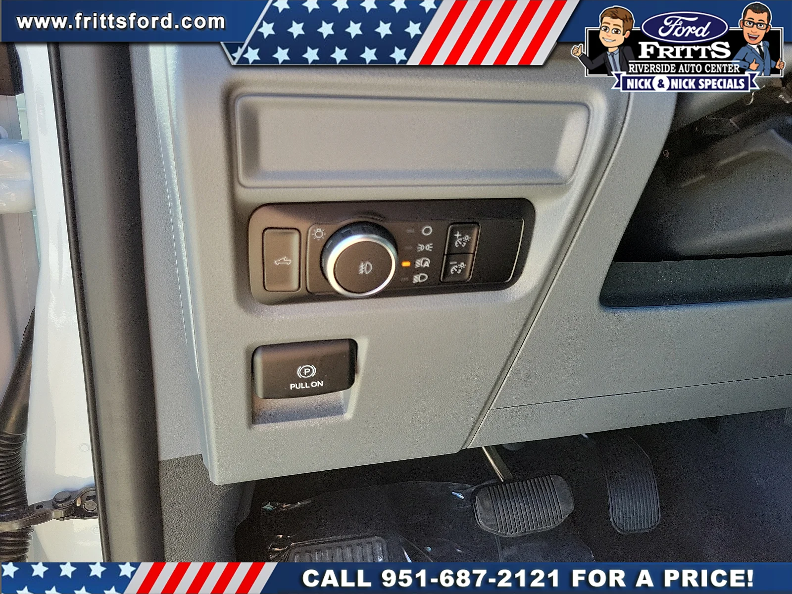 New 2026 Oxford White Ford XLT image 12