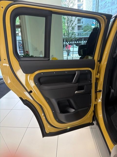 New 2026 Deep Sandglow Yellow Land Rover Trophy Edition Deep Sandglow image 13