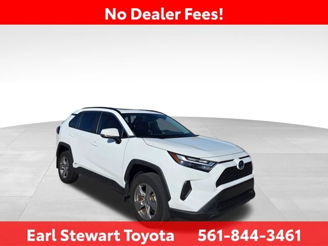 Certified Used 2024 White Toyota XLE image 3
