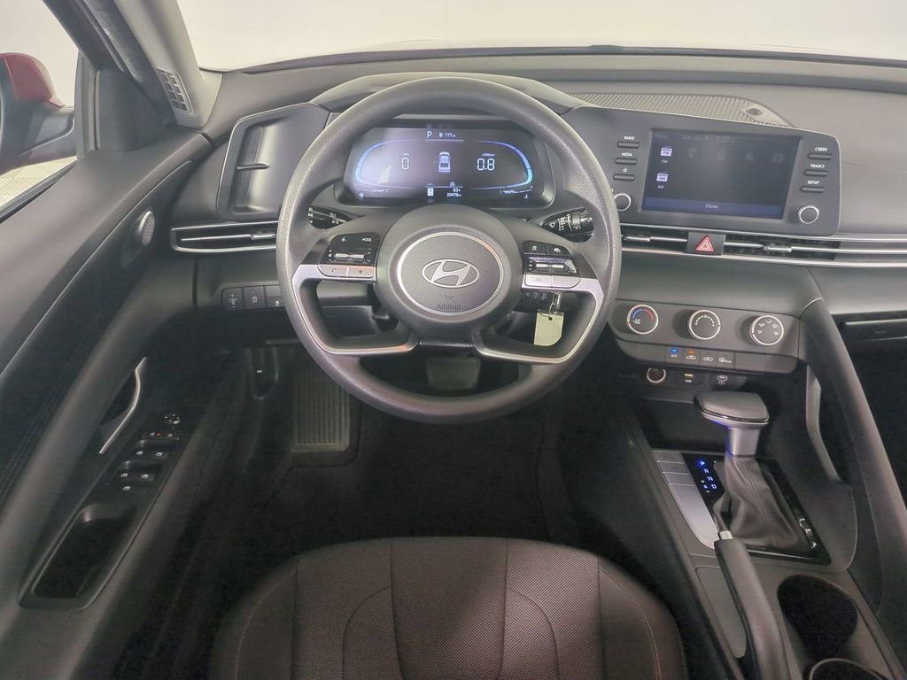Used 2024 Red Hyundai SE image 17