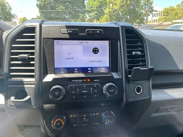 Used 2020 White Ford XL image 20