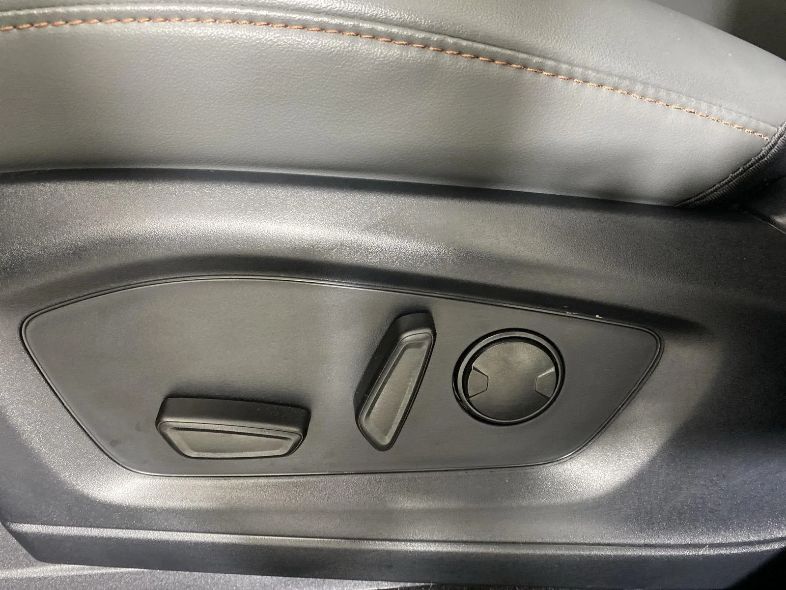 New 2026 Carbonized Gray Metallic Ford Active image 11