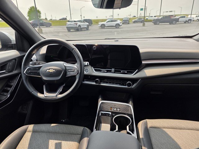 Used 2025 Sterling Gray Metallic Chevrolet LT image 5