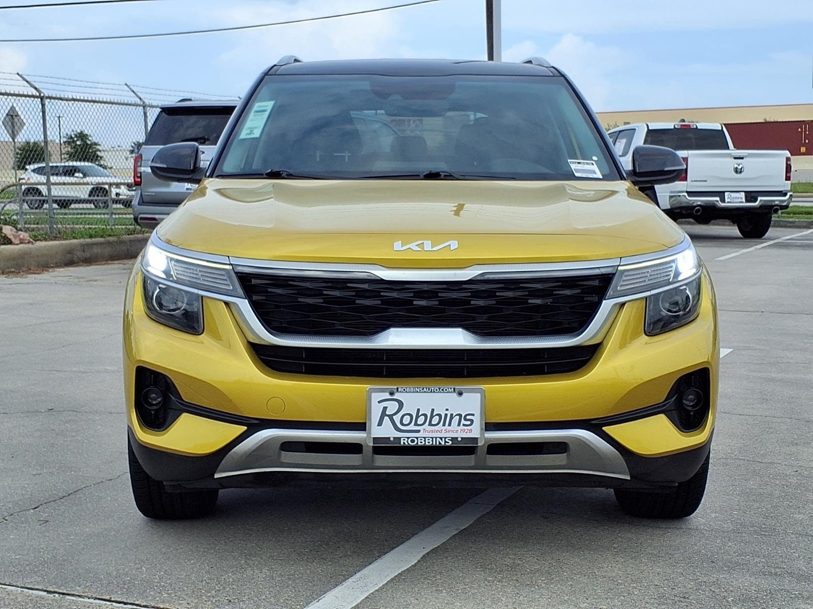 2022 Kia Seltos S Yellow at Group 1 GMC Buick South