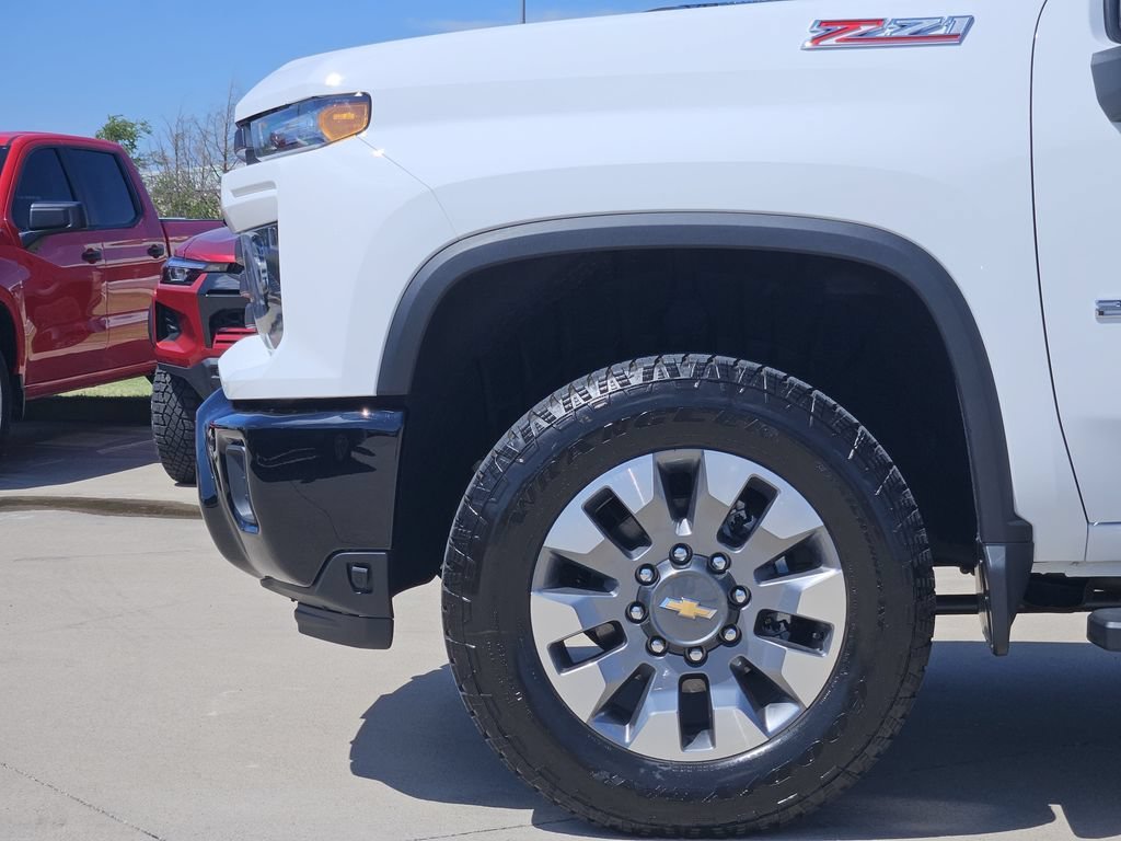 2026 Chevrolet Silverado 2500 HD Custom - Photo 11