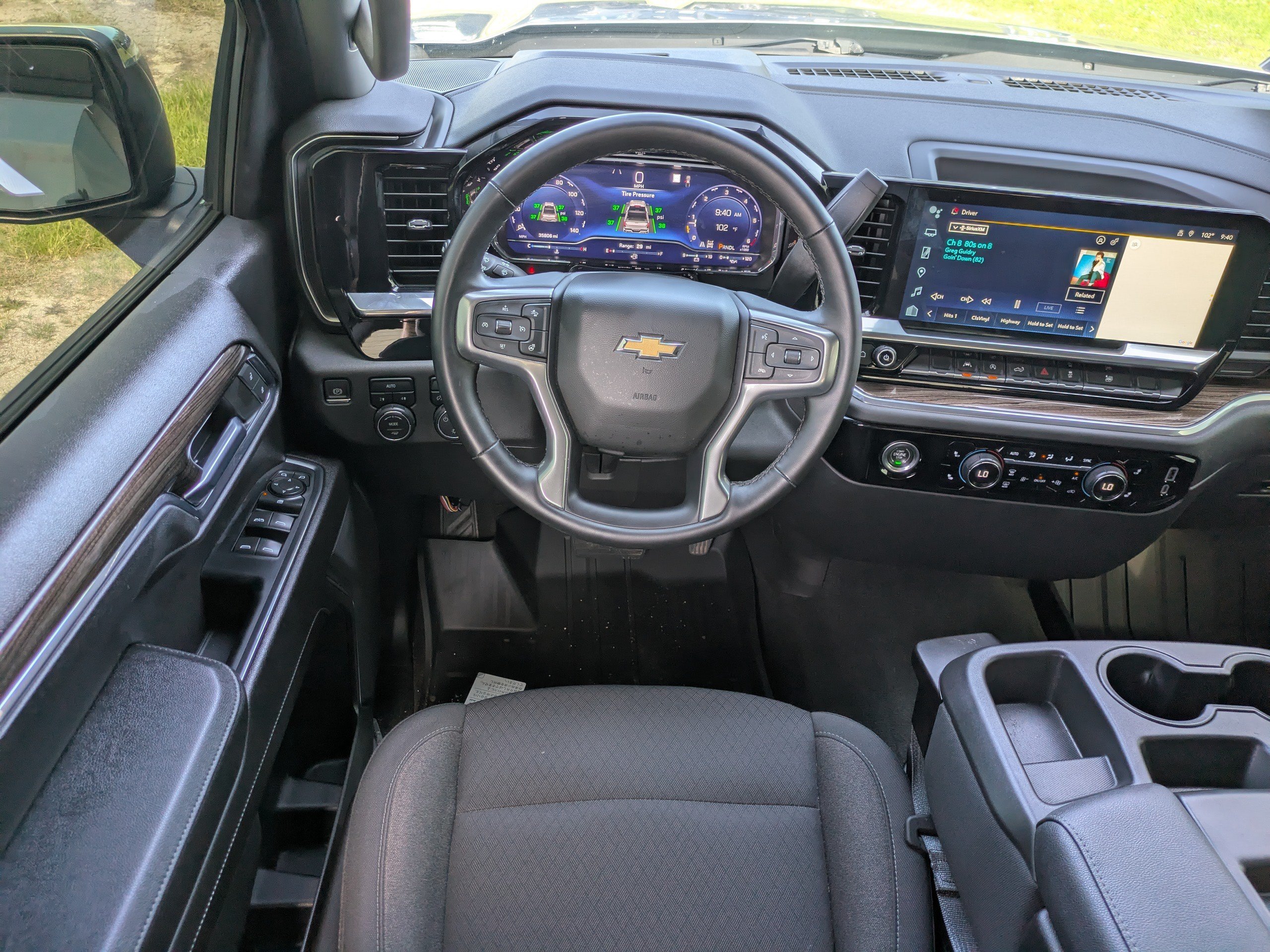Used 2023 Sterling Gray Metallic Chevrolet LT image 15