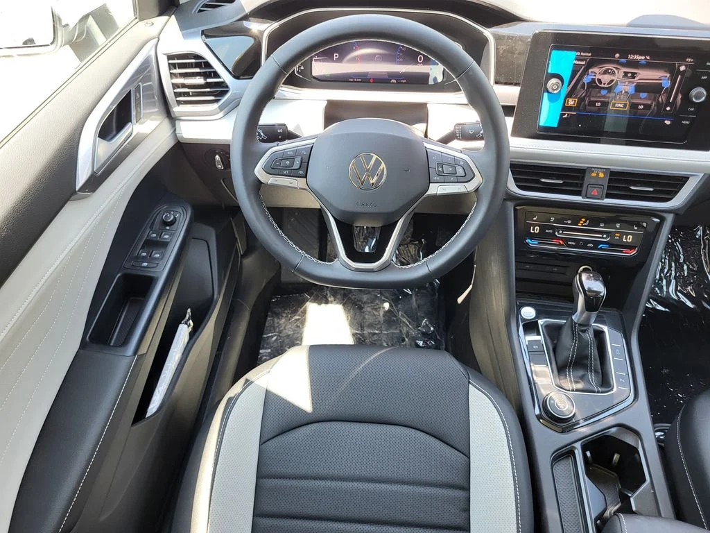 New 2026 Pure White Volkswagen 1.5T SEL image 20