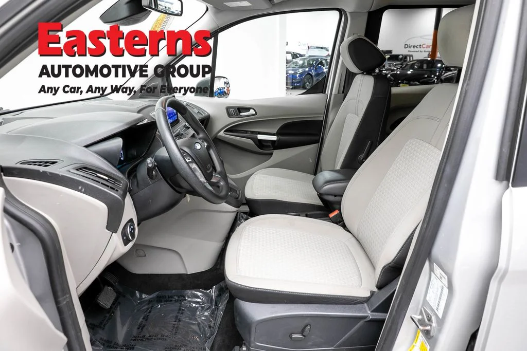Used 2022 Silver Ford XLT image 13