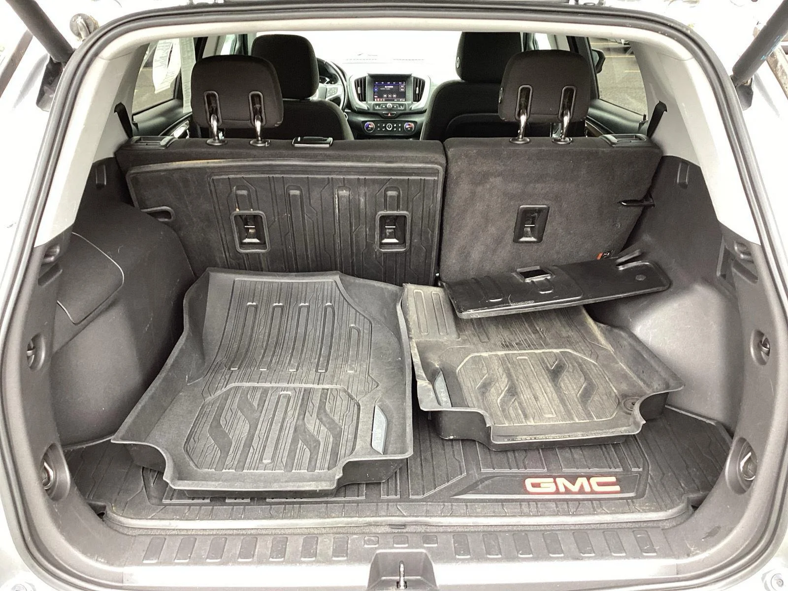 Used 2020 Satin Steel Metallic GMC SLE image 7