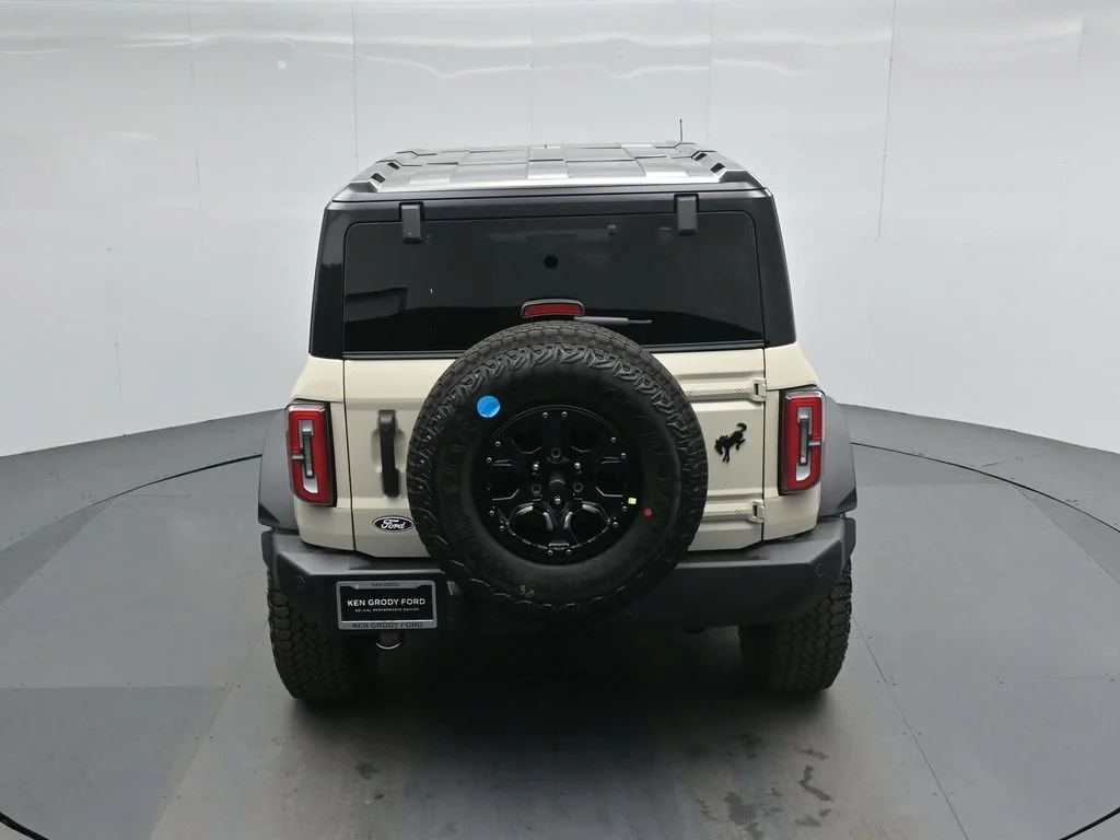 New 2026 Desert Sand Ford Outer Banks image 38