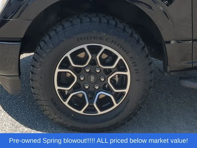 Used 2023 Black Ford XLT image 18