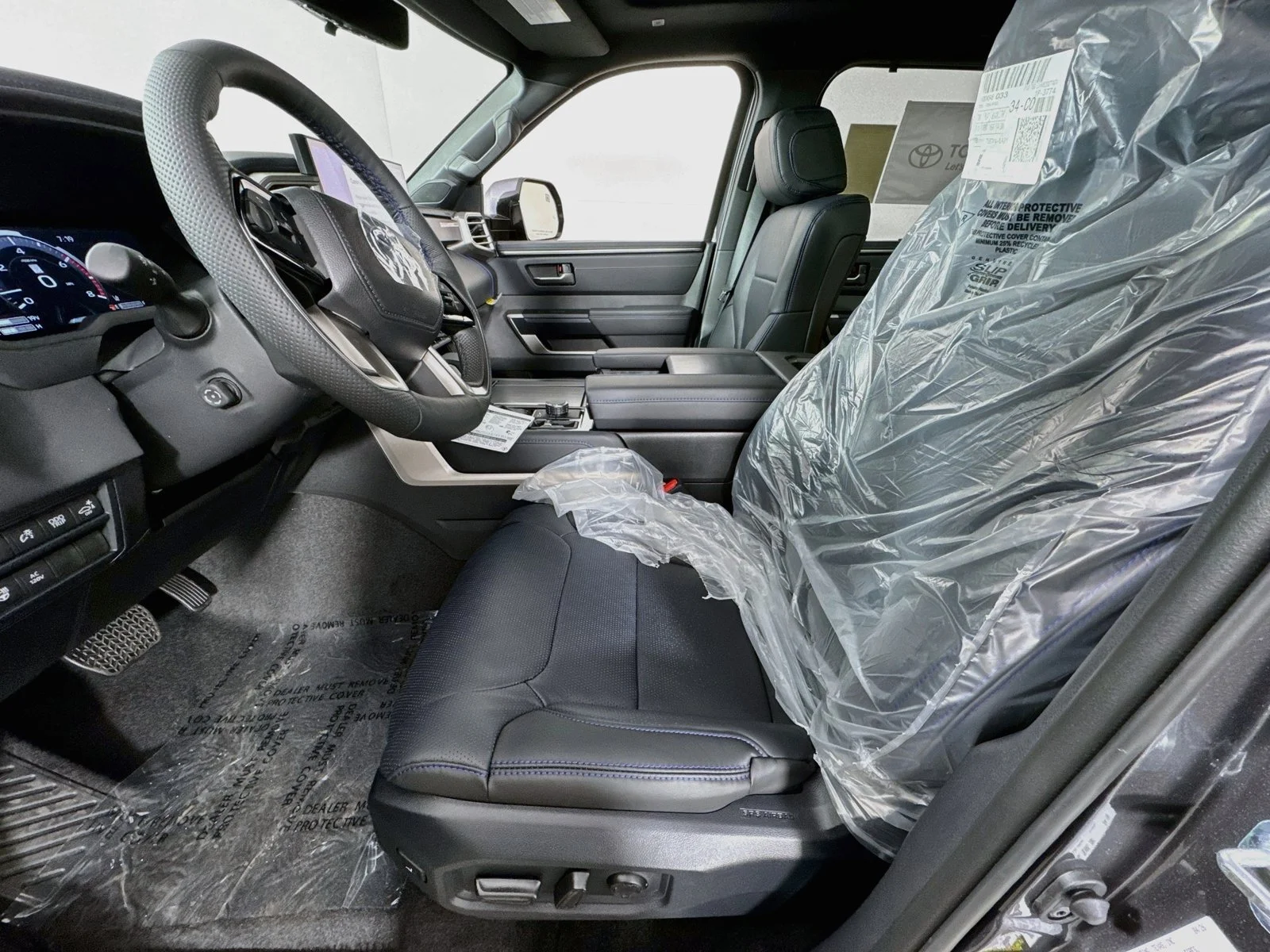 2026 Toyota Tundra Platinum - Photo 12