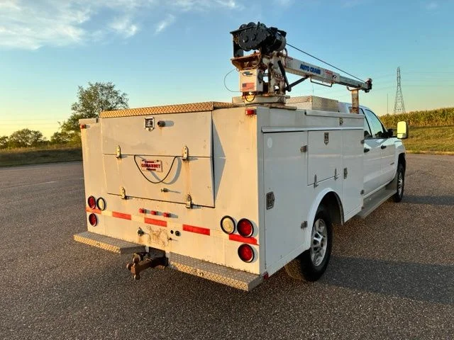 Used 2015 White Chevrolet LT Service Crane Truck image 8