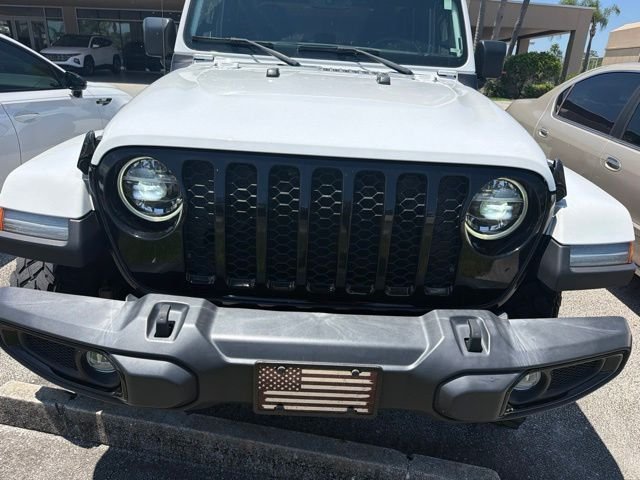 Used 2022 White Jeep Willys image 2