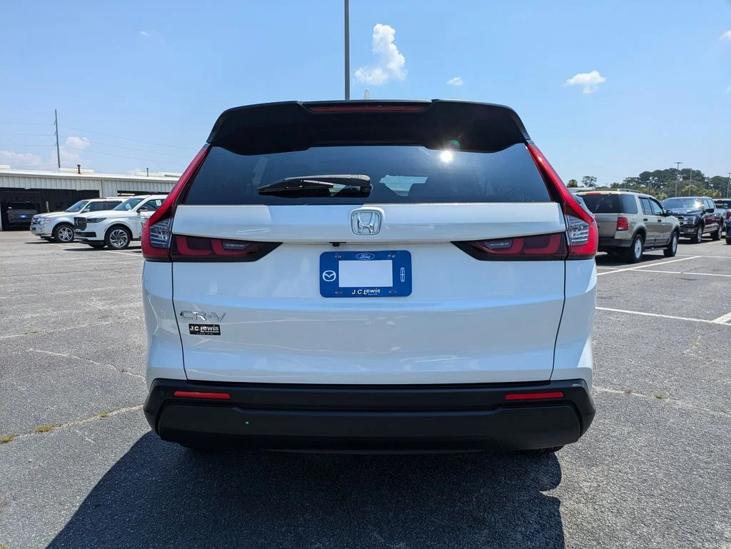 Certified Used 2024 Platinum White Pearl Honda EX-L image 5