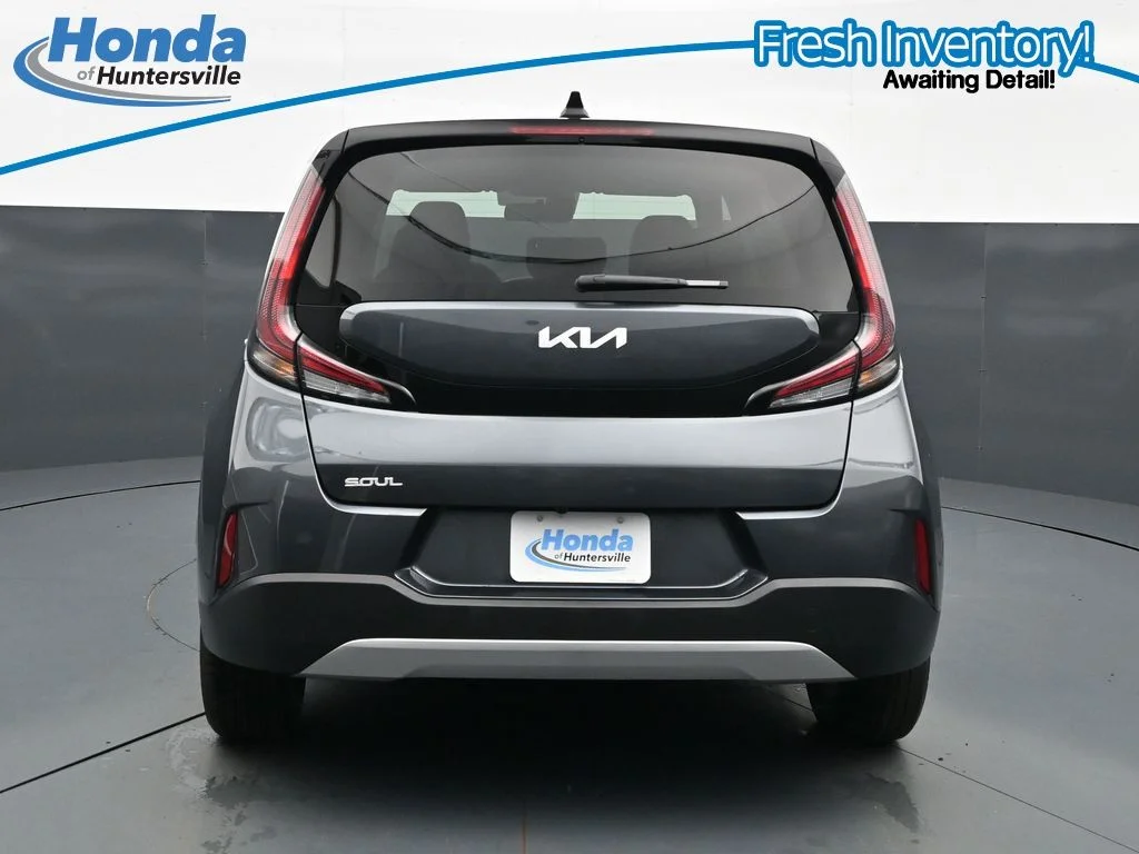 2025 Kia Soul LX - Photo 8