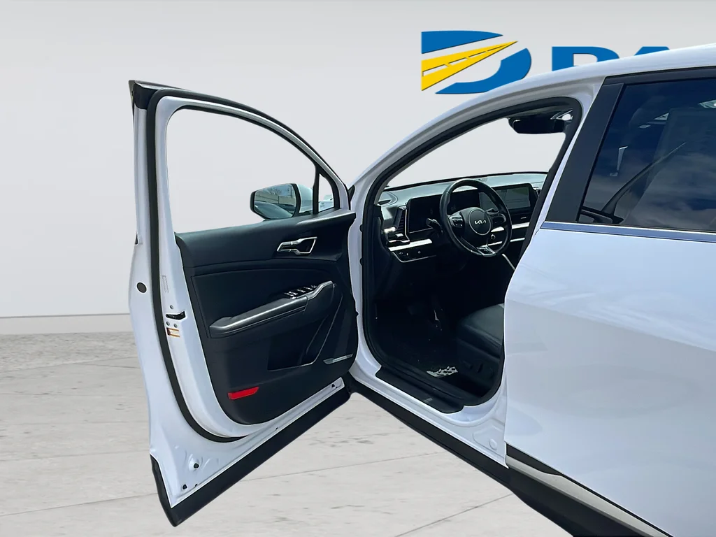 Used 2023 White Kia EX image 35