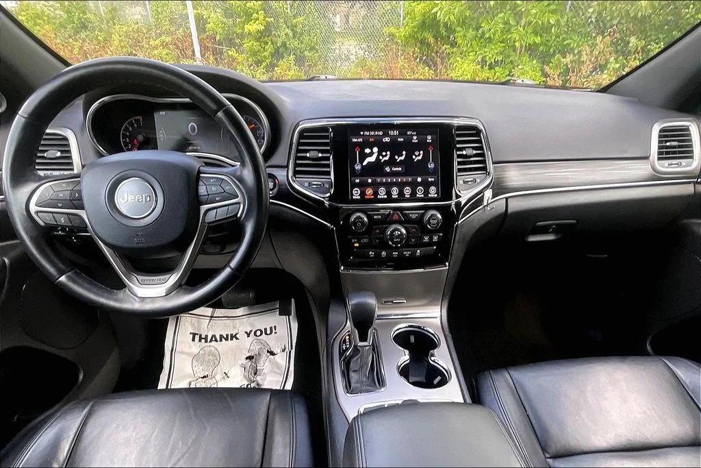 Used 2021 Silver Jeep Limited image 15