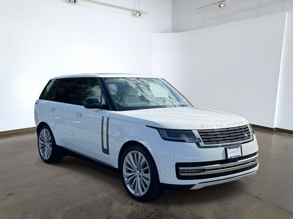 Certified Used 2025  Land Rover SE image 5