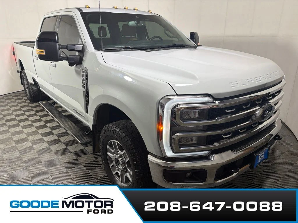 2025 Ford F-350 Super Duty Lariat