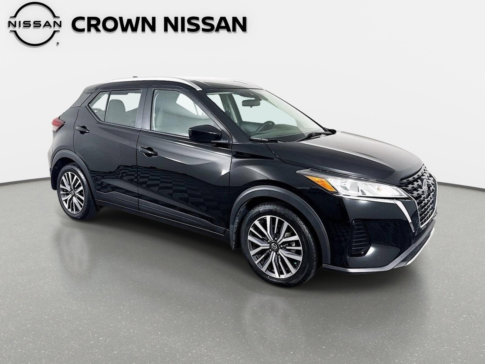 Used 2021 Super Black Nissan SV image 3