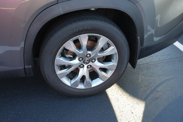 Certified Used 2026  Toyota Limited image 13