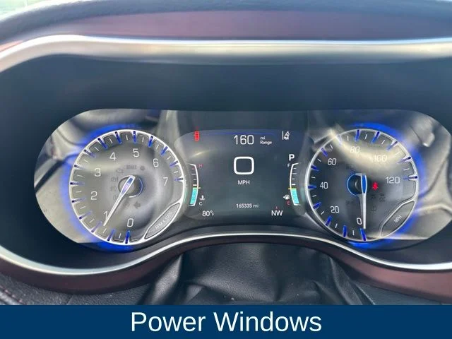 Used 2017 Black Chrysler Limited image 17