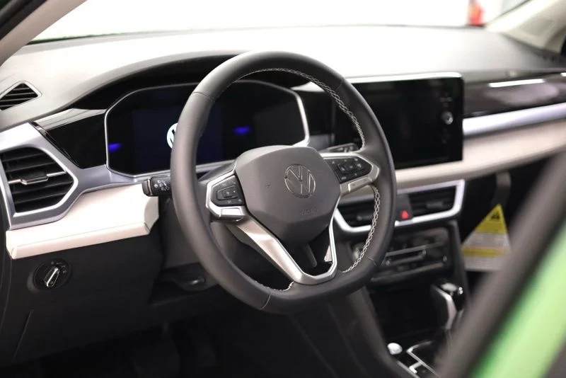 2026 Volkswagen Taos SE - Photo 12