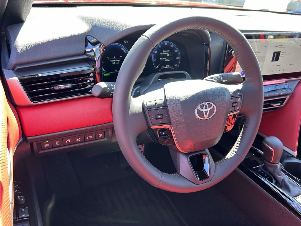 New 2027 Supersonic Red with Midnight Black Metallic roof Toyota XSE image 12