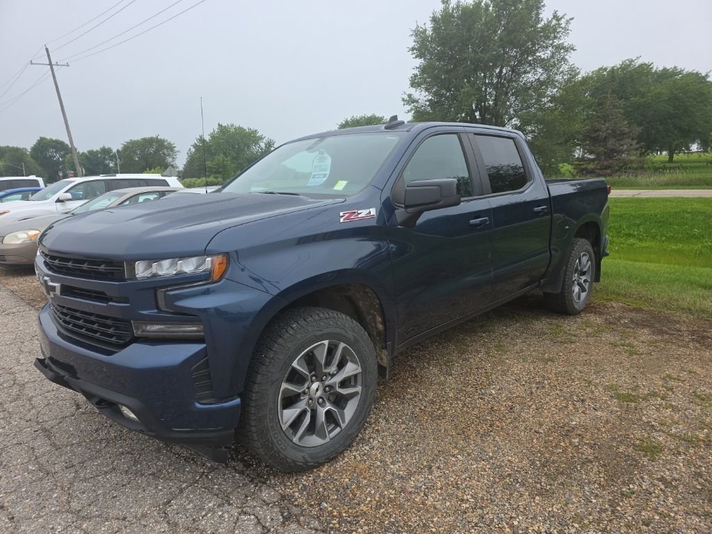 Used 2021 Blue Chevrolet RST image 4
