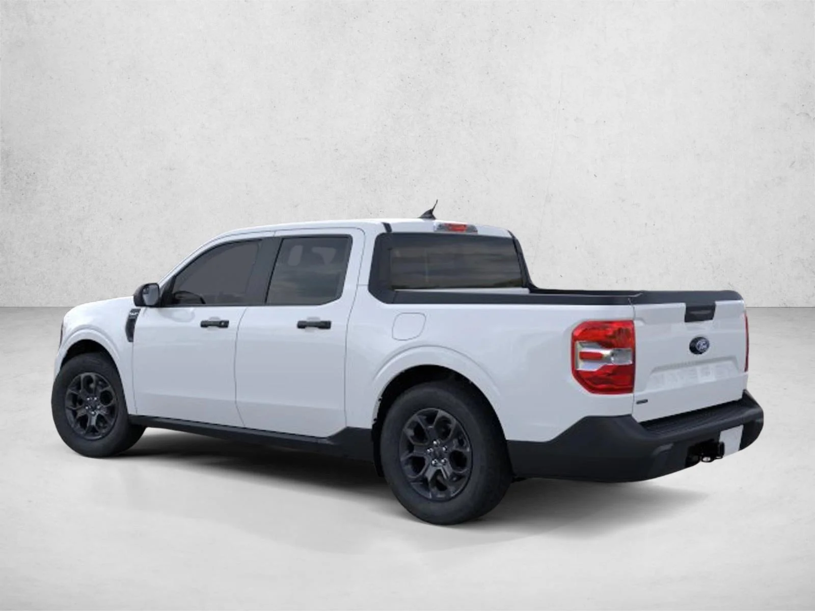 New 2026 Oxford White Ford XLT image 4